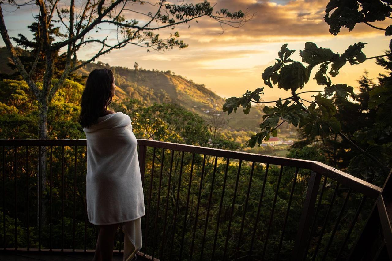 Casa Tucan Glamping Hotel Turrialba Bagian luar foto