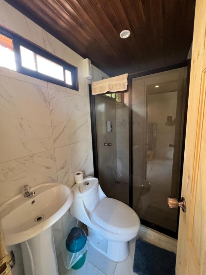 Casa Tucan Glamping Hotel Turrialba Bagian luar foto